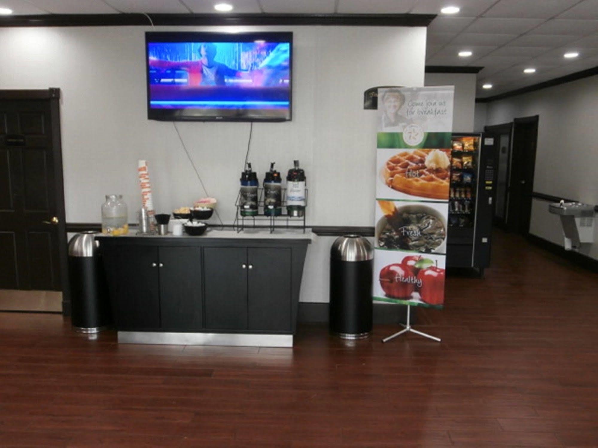 Quality Inn & Suites Hardeeville - Savannah North מראה חיצוני תמונה